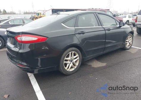 2015 Ford Fusion Se z USA, uszkodzony, nr VIN 1FA6P0HD2F5122728